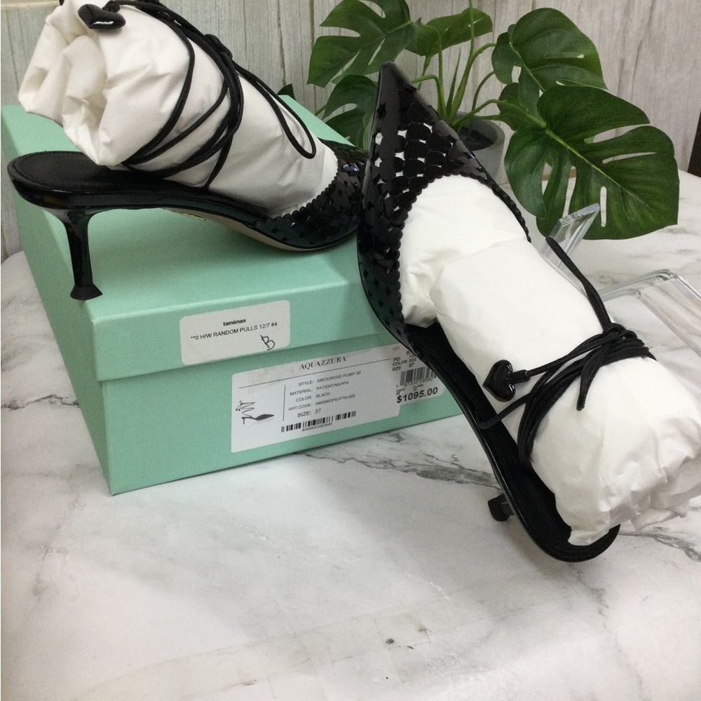NWT. Aquazzura Amourose Patent-Leather Pump